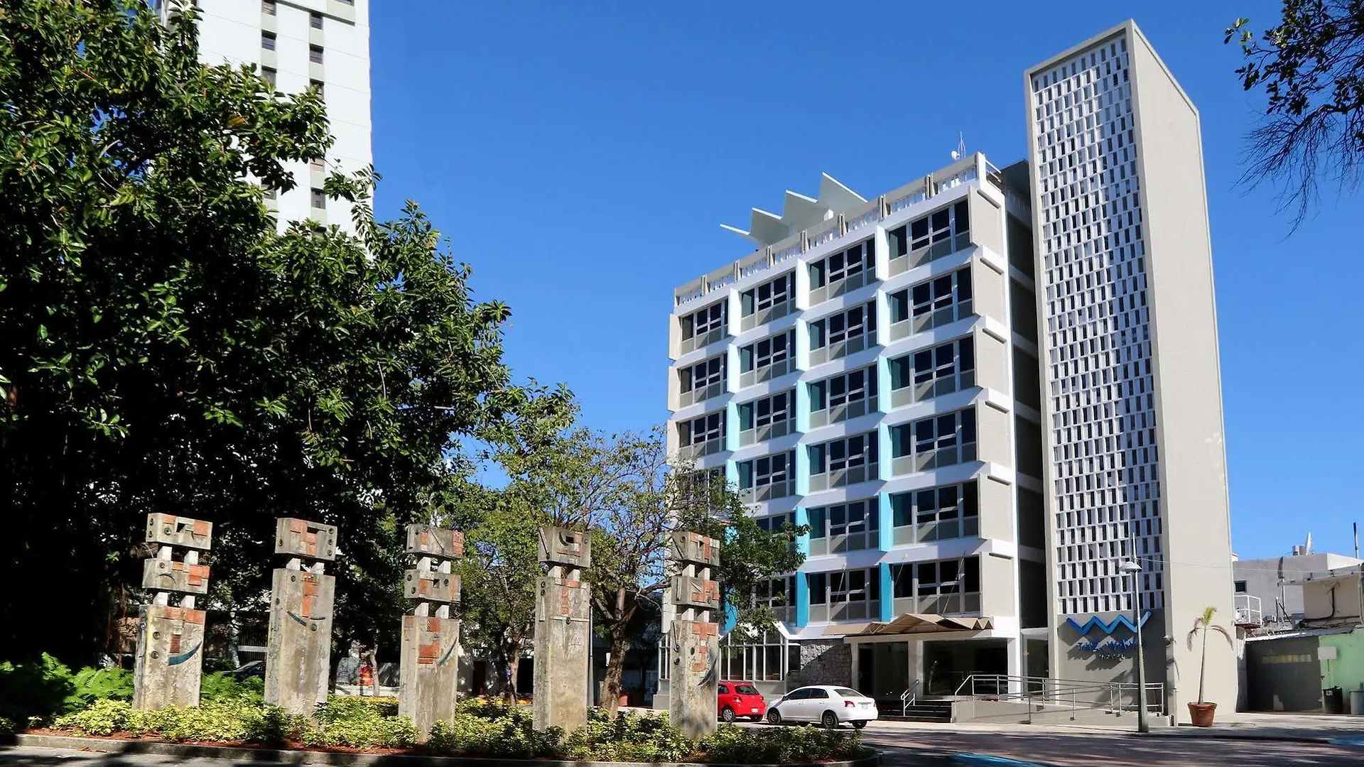 The Wave Hotel Condado location